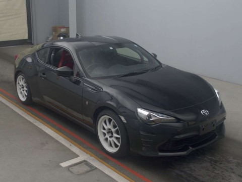 2017 Toyota 86 ZN6[2]