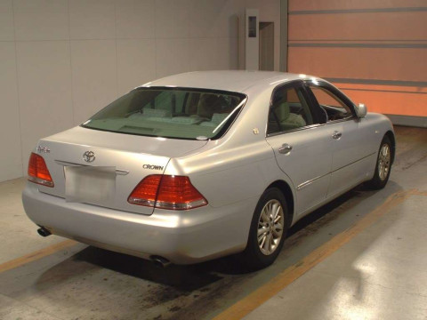 2004 Toyota Crown GRS180[1]