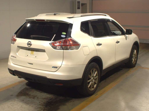 2015 Nissan X-Trail NT32[1]