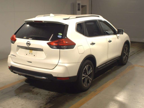 2020 Nissan X-Trail T32[1]