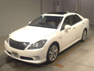 2010 Toyota Crown Hybrid