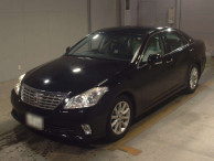 2010 Toyota Crown