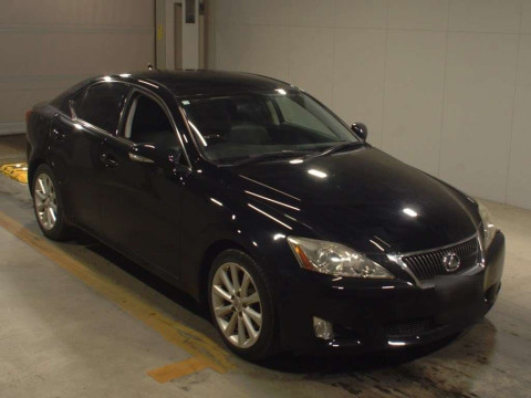 2010 Lexus IS GSE20[2]