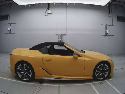 2021 Lexus LC URZ100[2]