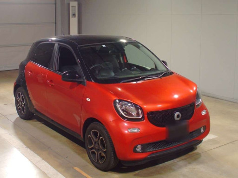 2016 Smart fortwo 453042[2]