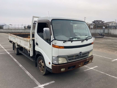 2001 Hino DUTRO XZU411M[2]