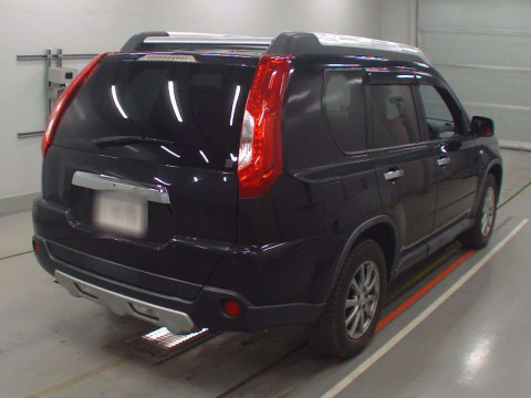 2013 Nissan X-Trail DNT31[1]