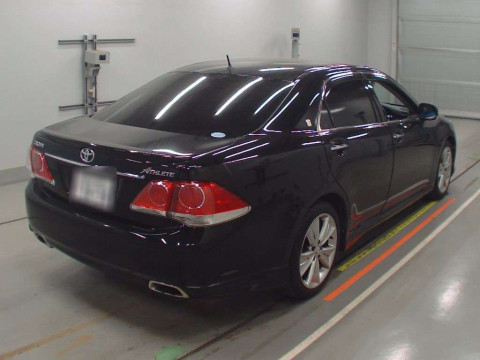 2008 Toyota Crown GRS200[1]