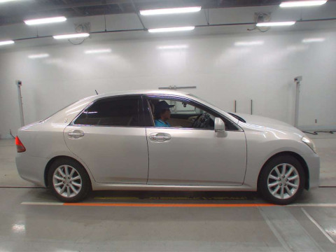 2008 Toyota Crown GRS200[2]