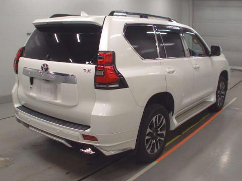 2022 Toyota Land Cruiser Prado TRJ150W[1]