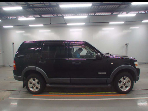 2006 Ford Explorer 1FMEU74[2]