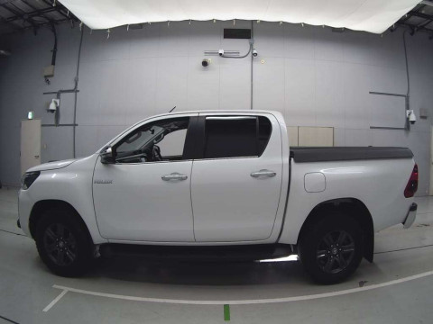 2024 Toyota Hilux GUN125[2]