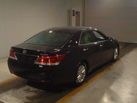 2014 Toyota Crown Hybrid AWS210[1]