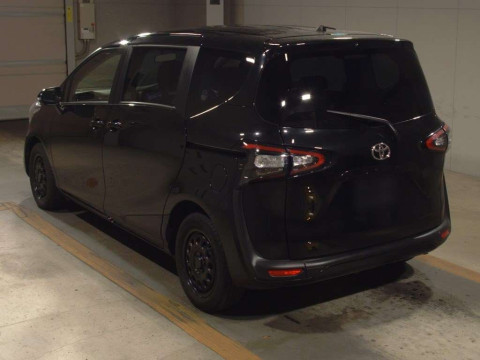 2017 Toyota Sienta NSP170G[2]