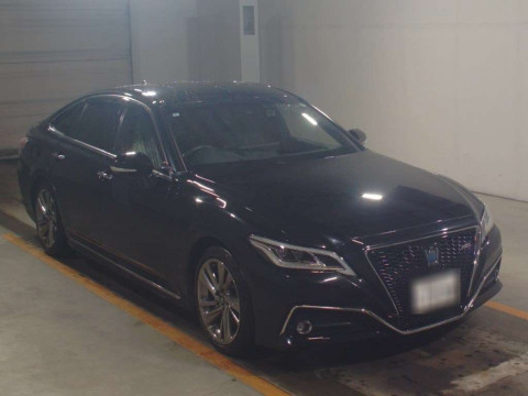 2021 Toyota Crown Hybrid AZSH20[2]