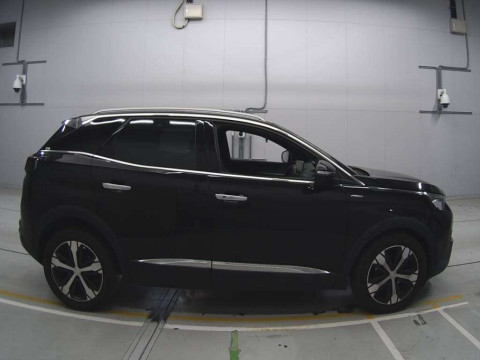 2018 Peugeot 3008 P845G01[2]