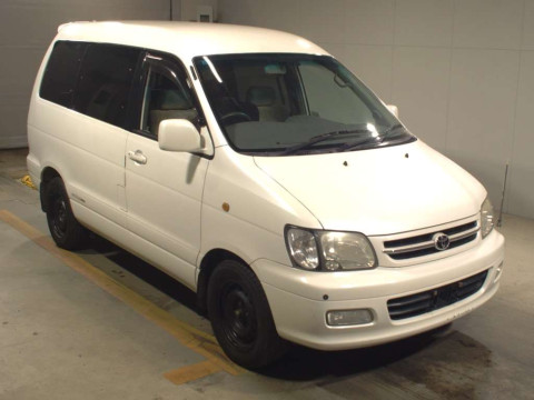 2001 Toyota Townace Noah SR40G[1]