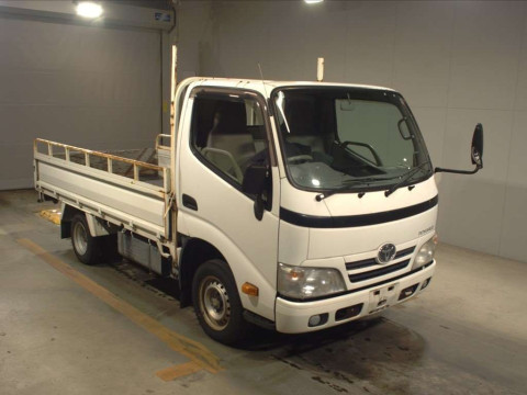 2013 Toyota Toyoace Truck TRY230[1]