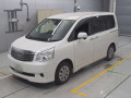 2011 Toyota Noah