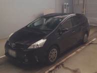 2015 Toyota Prius alpha