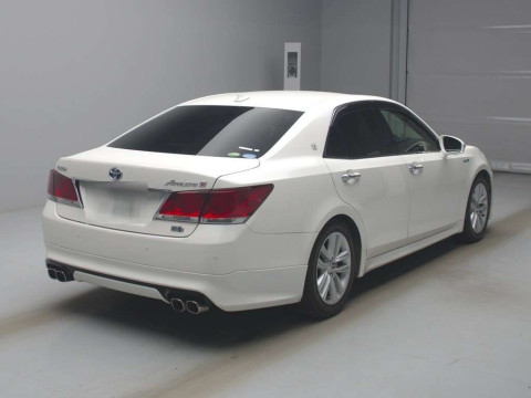 2013 Toyota Crown Hybrid AWS210[1]