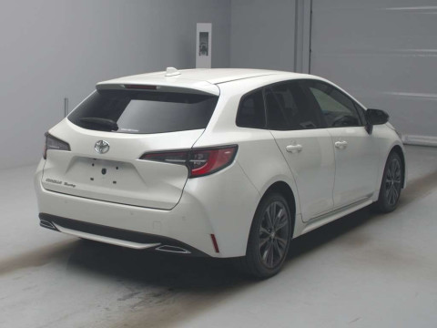 2020 Toyota Corolla Touring Wagon ZRE212W[1]