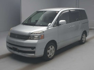 2006 Toyota Voxy