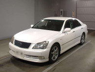 2004 Toyota Crown