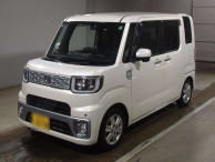 2015 Daihatsu Wake