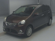 2012 Daihatsu Mira es