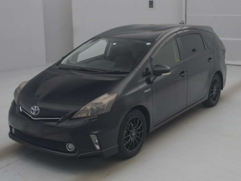 2012 Toyota Prius alpha ZVW41W[0]