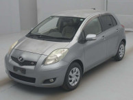 2010 Toyota Vitz