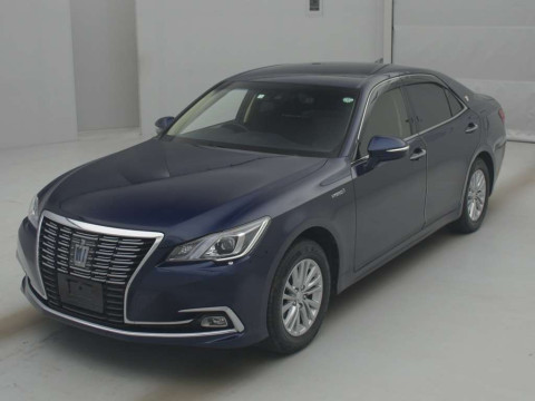 2018 Toyota Crown Hybrid AWS211[0]