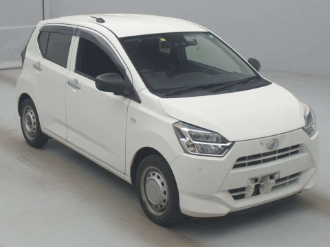 2020 Daihatsu Mira es LA350S[2]