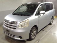 2009 Toyota Noah