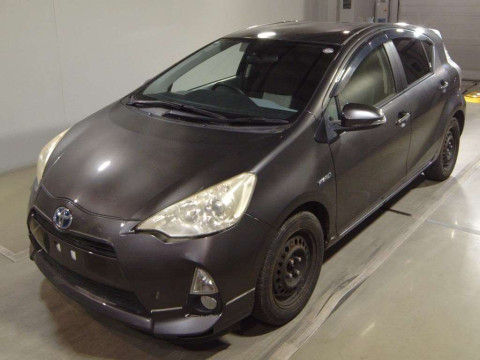 2012 Toyota Aqua NHP10[0]