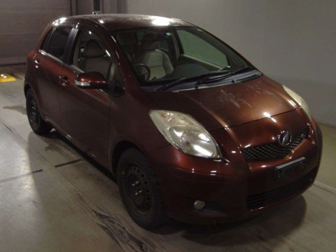 2010 Toyota Vitz NCP95[2]