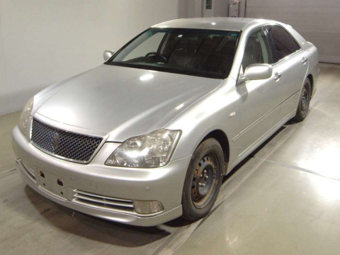 2004 Toyota Crown GRS182[0]