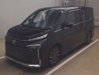 2022 Toyota Voxy