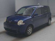 2004 Toyota Sienta