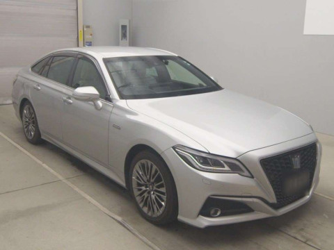 2022 Toyota Crown Hybrid GWS224[2]