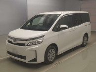 2018 Toyota Voxy