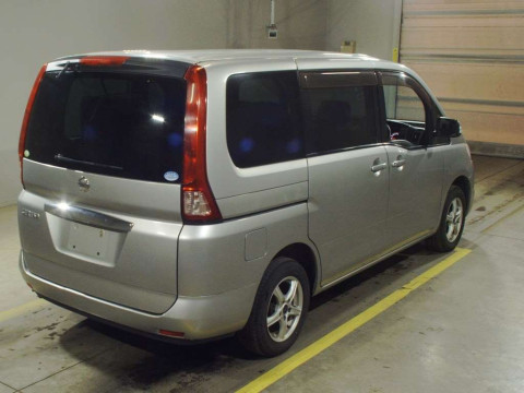 2010 Nissan Serena NC25[1]