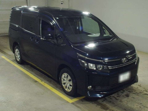 2014 Toyota Voxy ZRR85G[2]