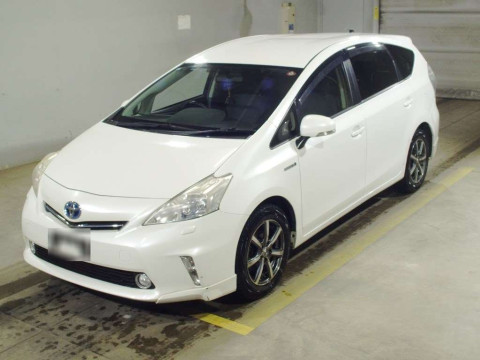 2012 Toyota Prius alpha ZVW41W[0]