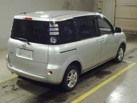 2009 Toyota Sienta NCP85G[1]