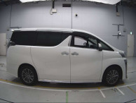 2018 Toyota Vellfire