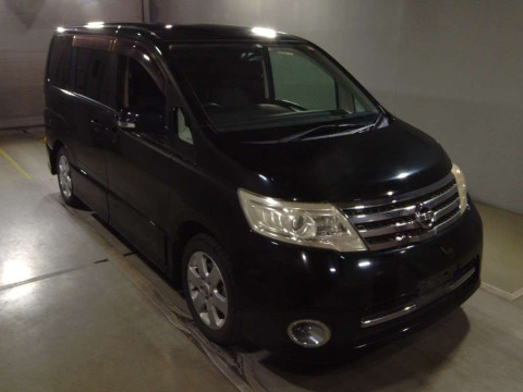 2010 Nissan Serena CC25[2]