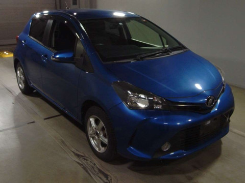 2016 Toyota Vitz KSP130[2]