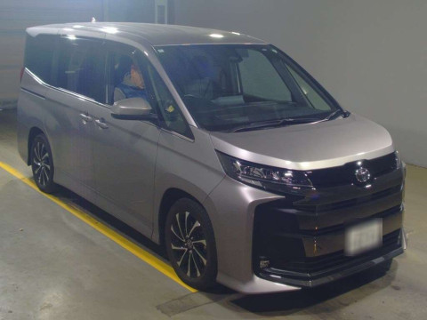 2024 Toyota Noah MZRA90W[2]